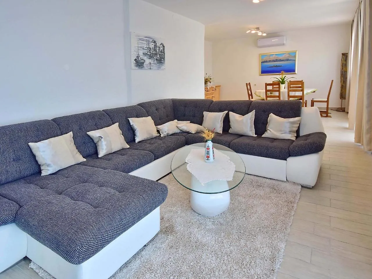 Holiday Home Stana Klenovica